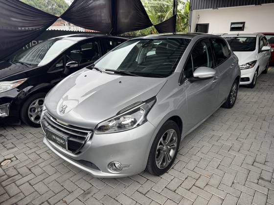 PEUGEOT 208 1.6 GRIFFE 16V FLEX 4P AUTOMÁTICO PEUGEOT 208 1.6 GRIFFE 16V FLEX 4P AUTOMÁTICO